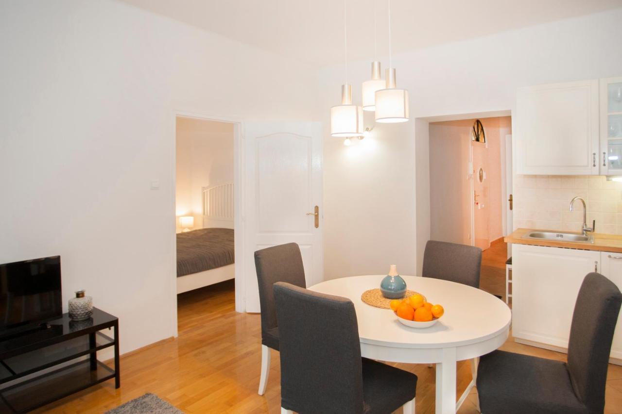 Christine-2 Bedrooms Apartment In The Downtown 布达佩斯 外观 照片